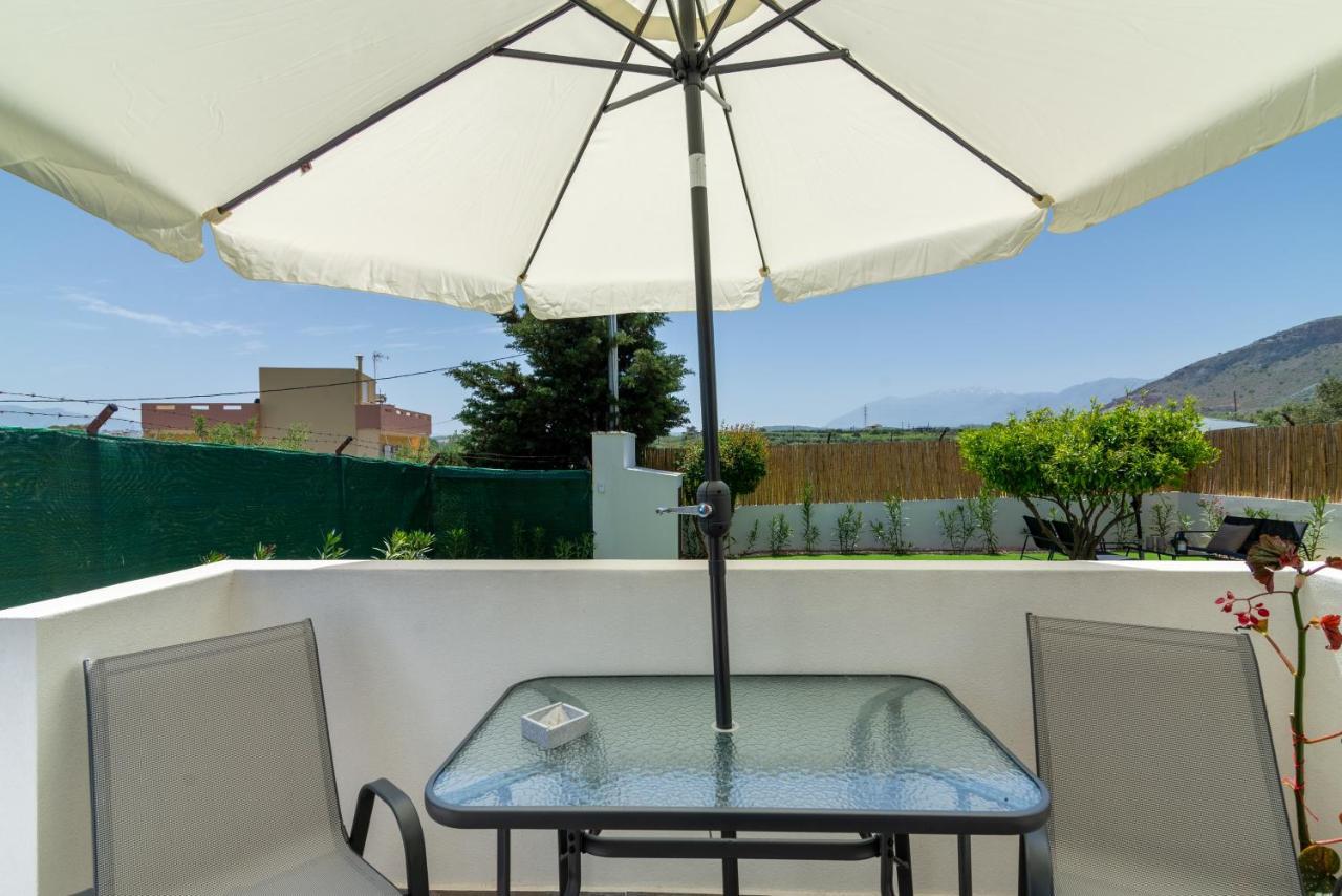 Modern House With Pool Near Beach Gazi Esterno foto