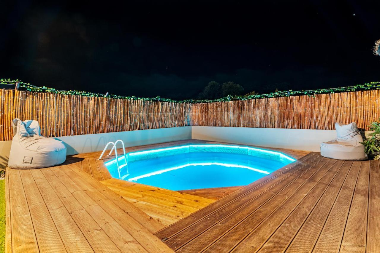 Modern House With Pool Near Beach Gazi Esterno foto
