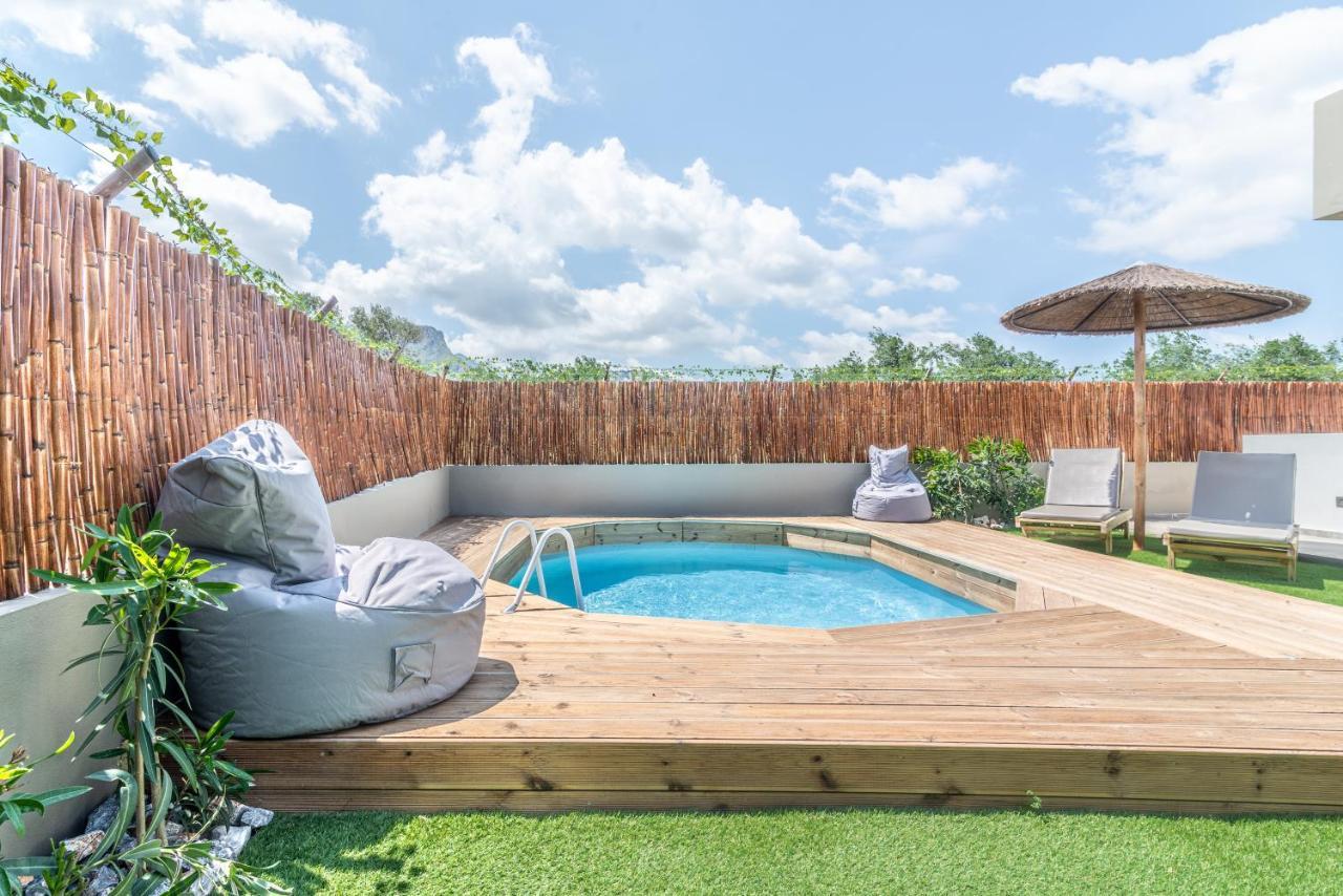 Modern House With Pool Near Beach Gazi Esterno foto
