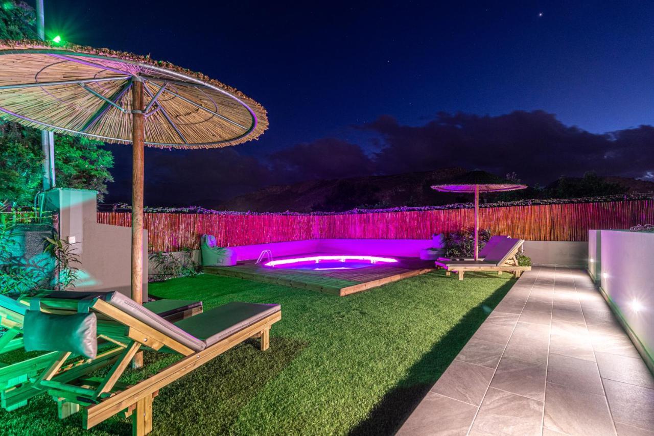 Modern House With Pool Near Beach Gazi Esterno foto